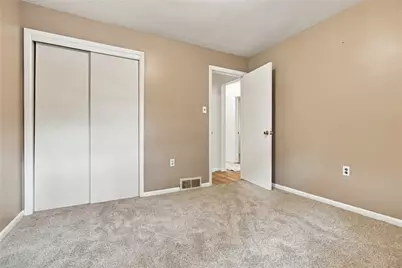 148 Carol Rose Dr, Chippewa Township, PA 15010 - Photo 14