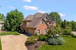 1004 Skyline Dr, Cecil, PA 15317 - Photo 32