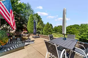1004 Skyline Dr, Cecil, PA 15317 - Photo 38