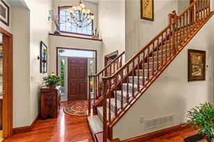 1004 Skyline Dr, Cecil, PA 15317 - Photo 4