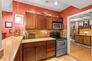 1004 Skyline Dr, Cecil, PA 15317 - Photo 24