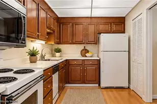 750 Washington Rd, Pittsburgh, PA 15228 - Photo 8