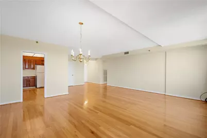750 Washington Rd #807, Pittsburgh, PA 15228 - Photo 6