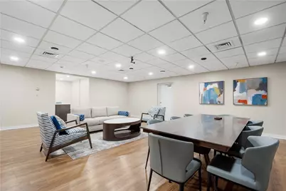 750 Washington Rd #807, Pittsburgh, PA 15228 - Photo 24