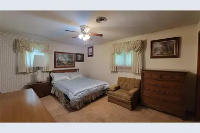 395 S Lynn Avenue, Somerset Township, PA 15501 - Photo 16