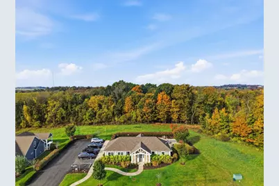 4007 Sir James Dr, Cecil, PA 15057 - Photo 46