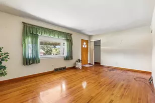 249 Alder St, Lower Burrell, PA 15068 - Photo 6