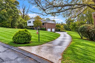 280 Mohawk Dr, Elizabeth Twp/Boro, PA 15135 - Photo 4