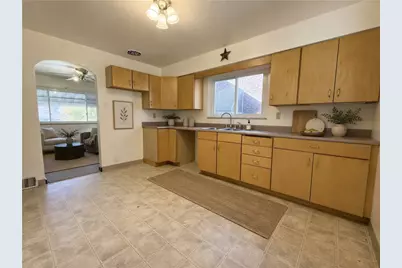 17 Ohio Ave, Glassport, PA 15045 - Photo 6
