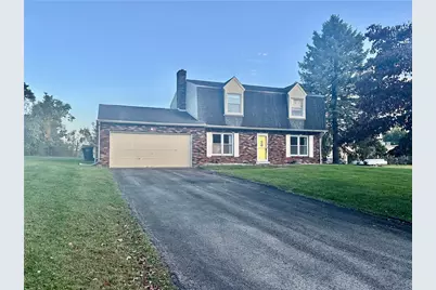 110 Lauffer Lane, Penn Twp, PA 15642 - Photo 4