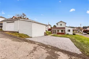 322 Torrence Ave, Scott Township, PA 15106 - Photo 6