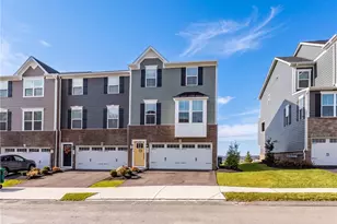 218 Yellowwood Ct, South Strabane, PA 15301 - Photo 2