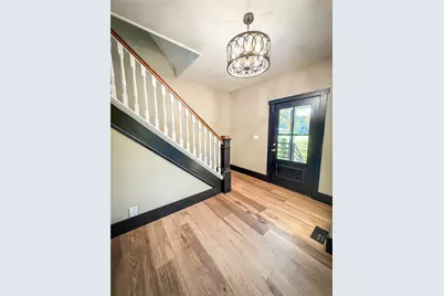 4436 Oakdale Rd, Twp of But NW, PA 16001 - Photo 4