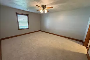 158 Sandro St, White Township, PA 15701 - Photo 4