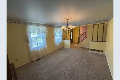 1041 Evergreen Dr, Pittsburgh, PA 15235 - Photo 6