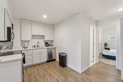 5270 Wickliff St, Pittsburgh, PA 15201 - Photo 12