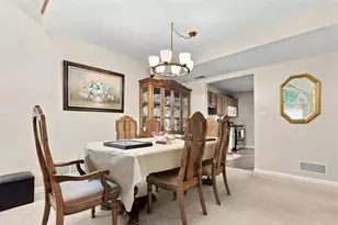 379 Country View Dr, Lower Burrell, PA 15068 - Photo 8