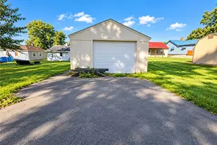 1417 Randolph St, New Castle, PA 16101 - Photo 12