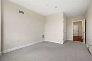 5570 Centre Ave, Pittsburgh, PA 15232 - Photo 22