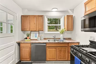 1701 Bower Hill Rd, Scott Township, PA 15243 - Photo 8