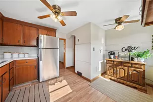 12840 Lincoln Way, North Huntingdon, PA 15642 - Photo 8