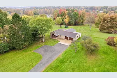 119 Brandon Road, Center Township, PA 16001 - Photo 2