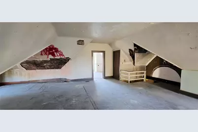 130 E Wallace Ave, New Castle, PA 16101 - Photo 12