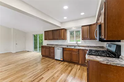 339 Meadow Ave, Pittsburgh, PA 15235 - Photo 12