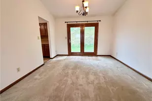 8994 Hill Dr, North Huntingdon, PA 15642 - Photo 6