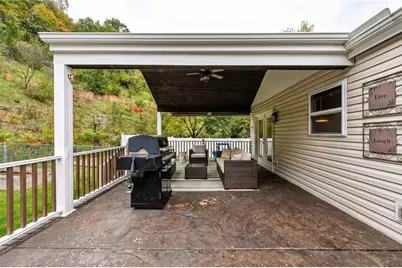 118 Stratford Ct, New Stanton, PA 15672 - Photo 10