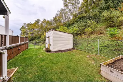 118 Stratford Ct, New Stanton, PA 15672 - Photo 6