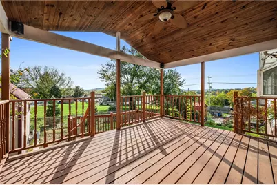202 Beachview St, Houston, PA 15342 - Photo 2