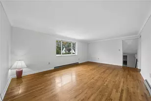 424 Shogan Dr, Hempfield Township, PA 15601 - Photo 10