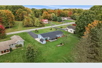83 Donation Road, Hempfield Township, PA 16125 - Photo 8