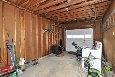 213 Marston, Belle Vernon, PA 15012 - Photo 24