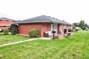 213 Marston, Belle Vernon, PA 15012 - Photo 4