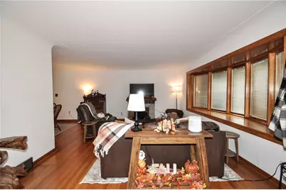 213 Marston, Belle Vernon, PA 15012 - Photo 10