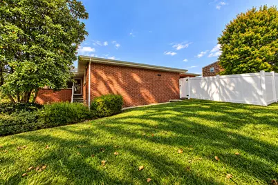 561 Hemlock Street, Greensburg, PA 15601 - Photo 4