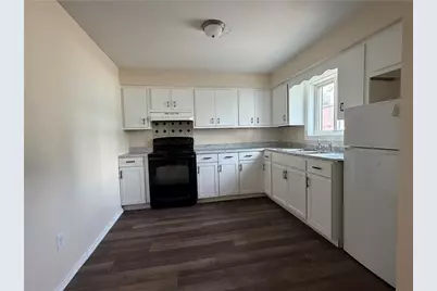 202 Meldon Ave #4, Donora, PA 15033 - Photo 4