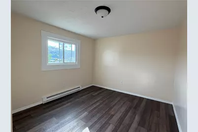 202 Meldon Ave #4, Donora, PA 15033 - Photo 10