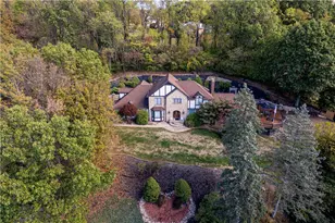 122 Farmington Pl, Hempfield Township, PA 15601 - Photo 6