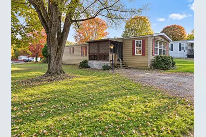 609 Sparrow Drive, Washington Township, PA 15613 - Photo 2