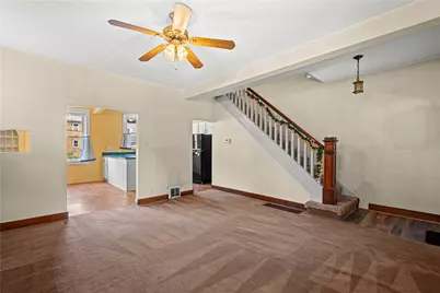 908 Broadway Ave, Stowe Township, PA 15136 - Photo 8