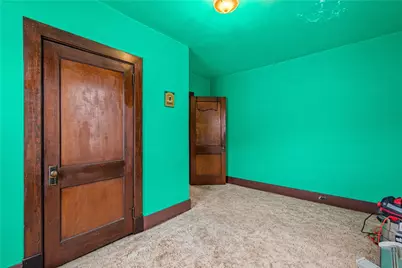 908 Broadway Ave, Stowe Township, PA 15136 - Photo 18