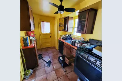 1468 Elizabeth Blvd, Pittsburgh, PA 15221 - Photo 10