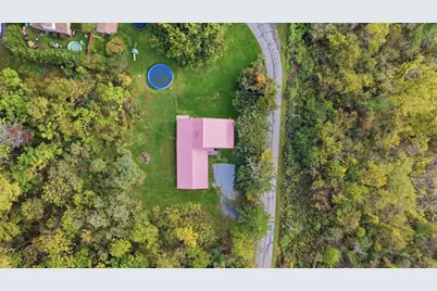 75 Calhoun Rd, Lincoln Boro, PA 15037 - Photo 2