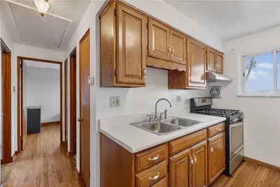 2037 Brownsville Rd, Pittsburgh, PA 15210 - Photo 38