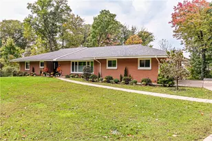 219 Maple Dr, Hempfield Township, PA 15601 - Photo 1
