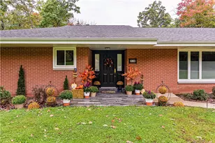 219 Maple Dr, Hempfield Township, PA 15601 - Photo 2
