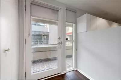 5030 Fifth Ave #212, Pittsburgh, PA 15232 - Photo 4